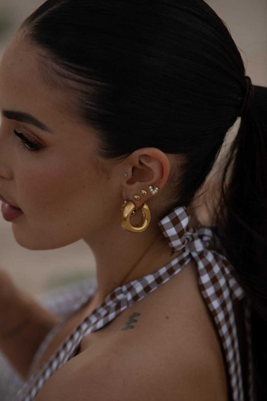 Selina - hoops