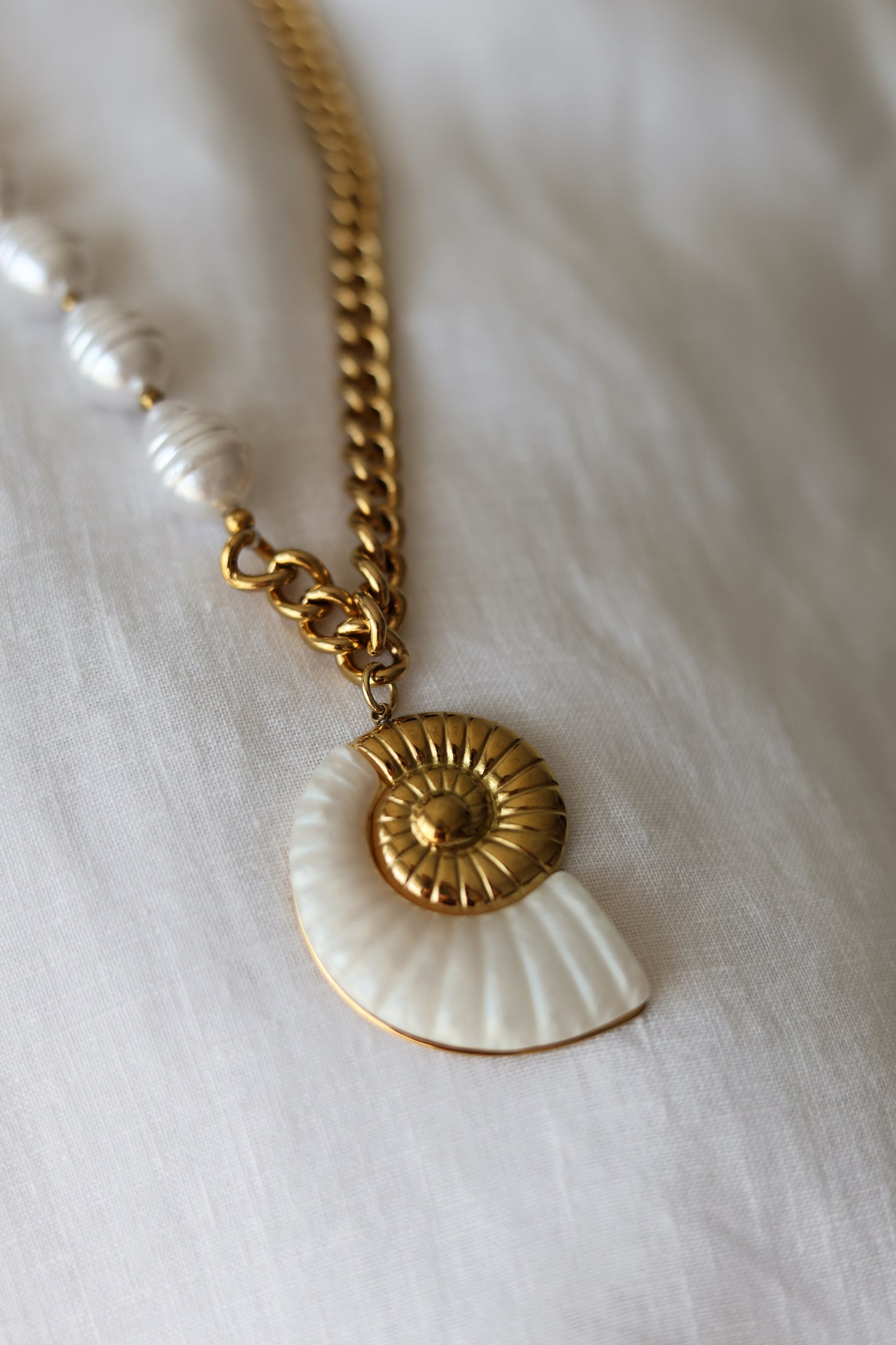 Coral - necklace