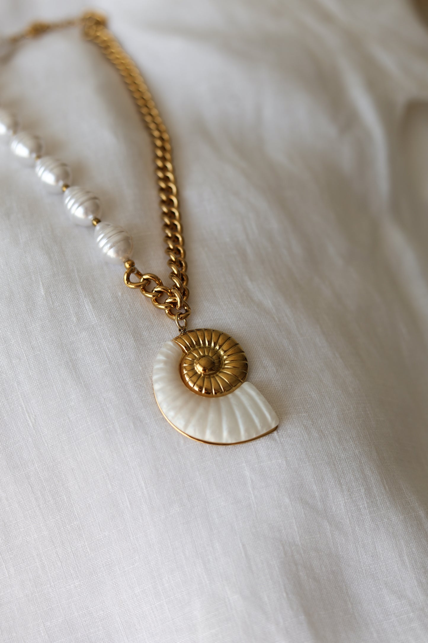 Coral - necklace