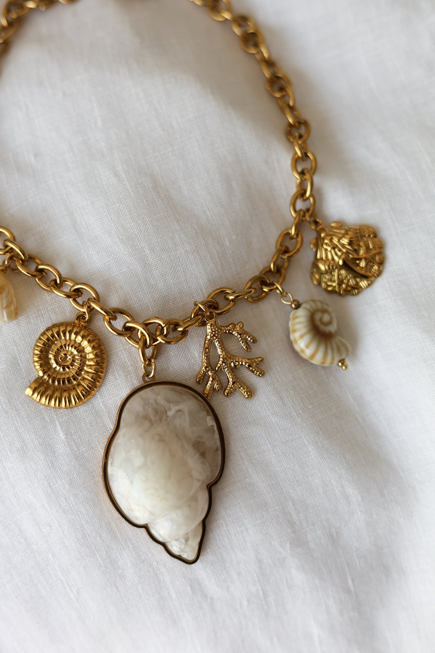 Arielle - necklace
