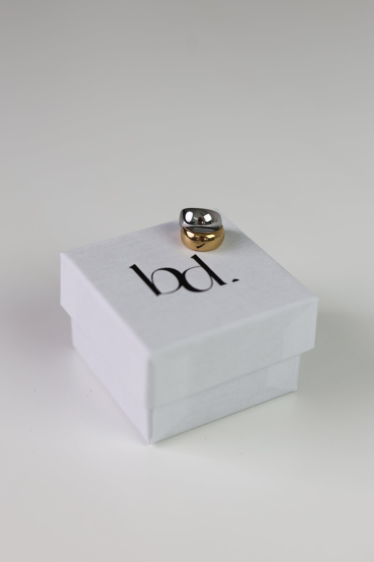 Coralie - earcuff