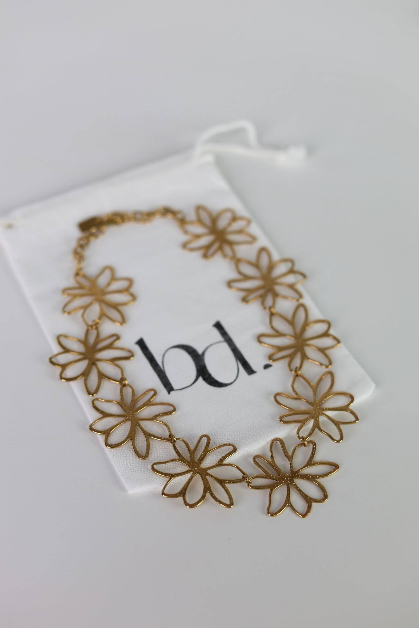 Ionia - necklace