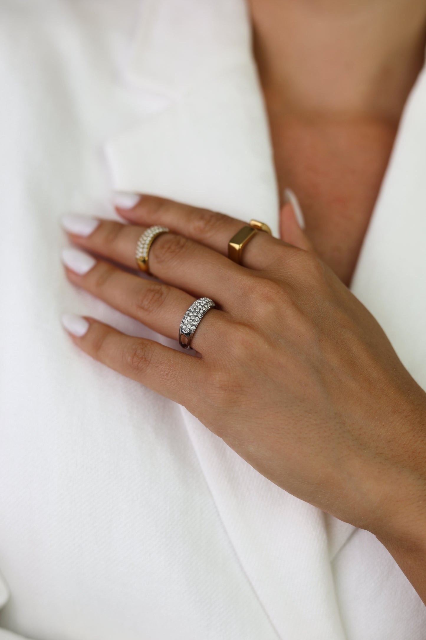 Nyx - ring
