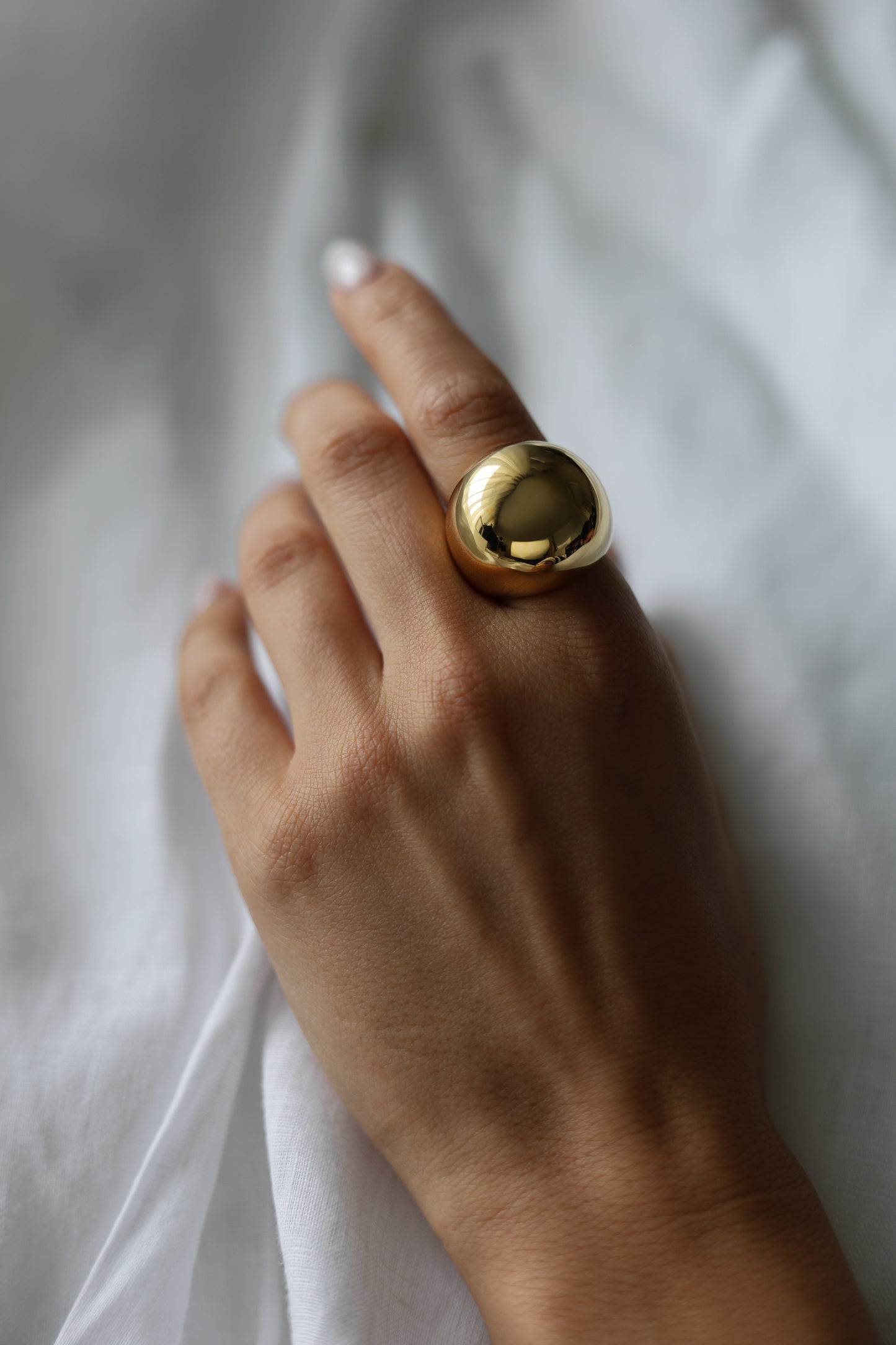 Kim Kardashian - Ring