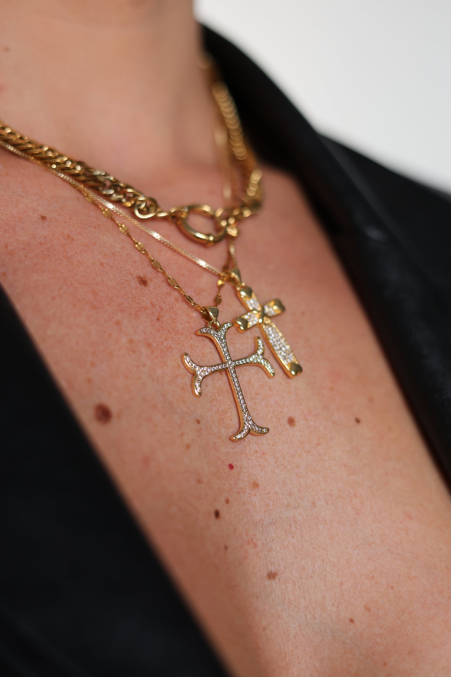Rihanna - necklace