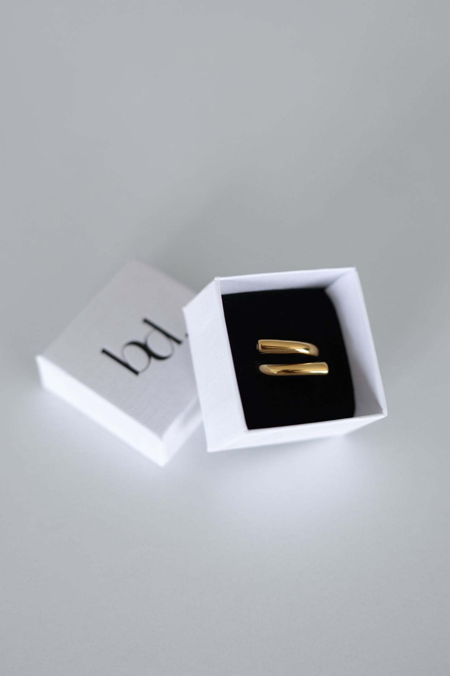 Nai - ring