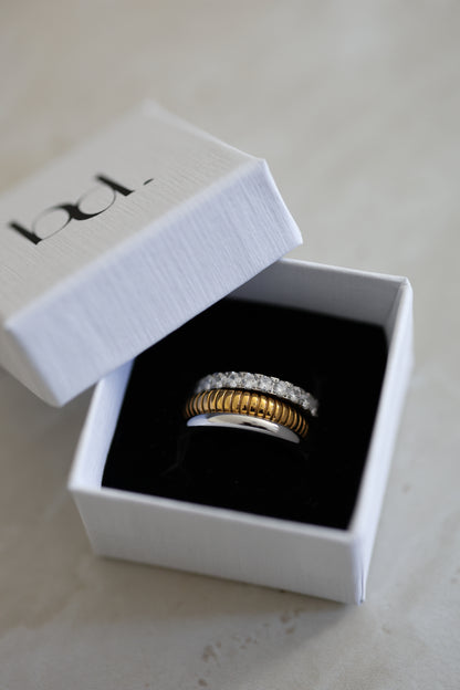 Trinity - ring