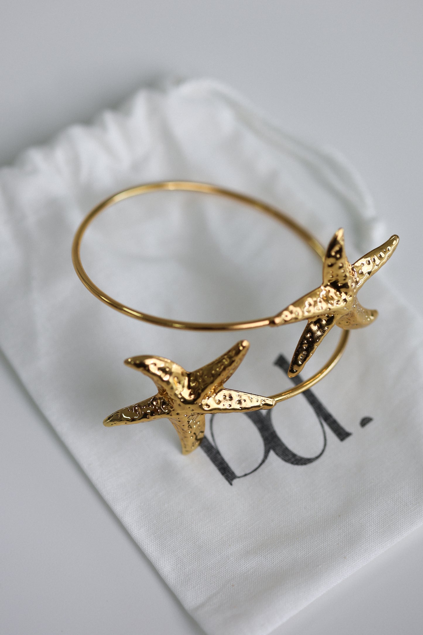 Marbella - arm cuff