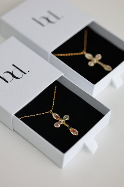 Isabella Cross - necklace