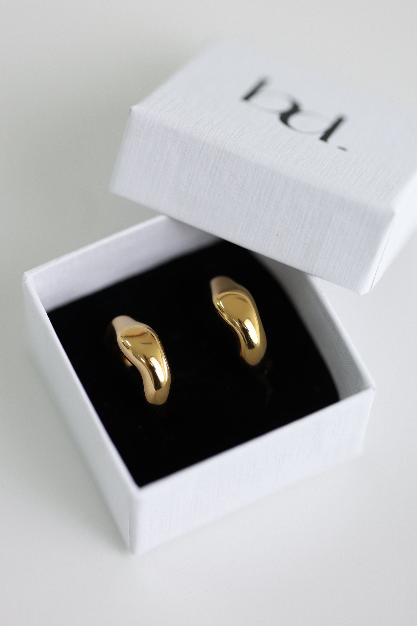Nola - earrings