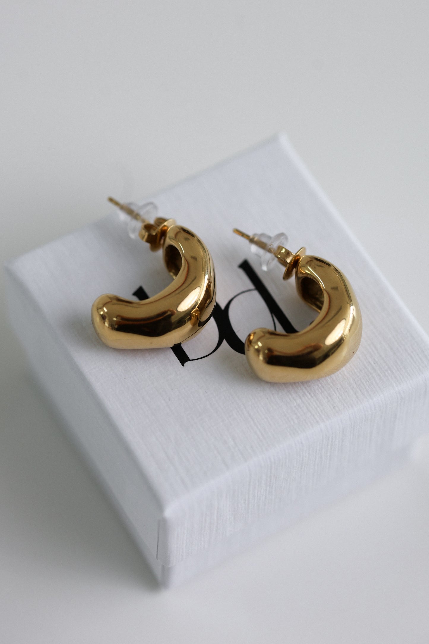 Nola - earrings
