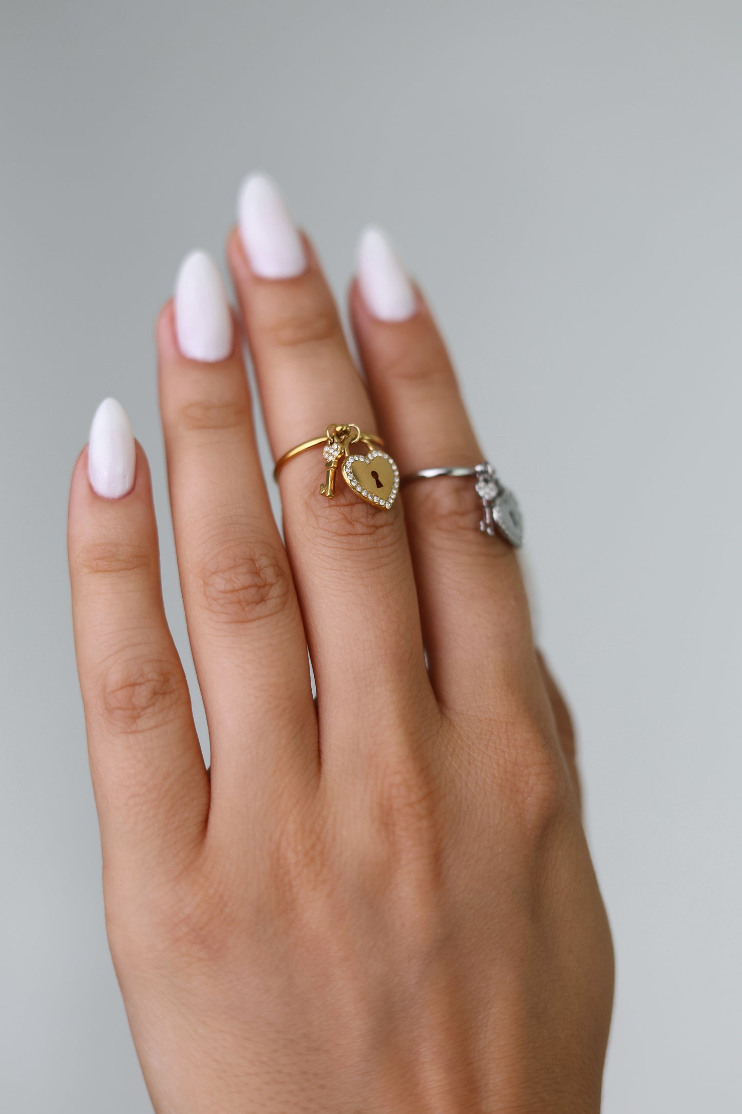 Rhea - ring