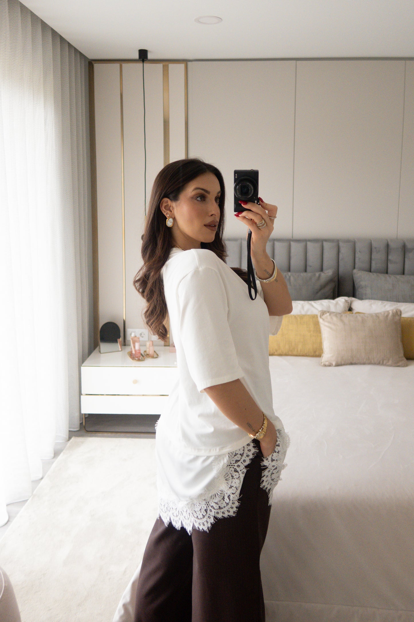 Ti Amo Oversized T-shirt w/ lace
