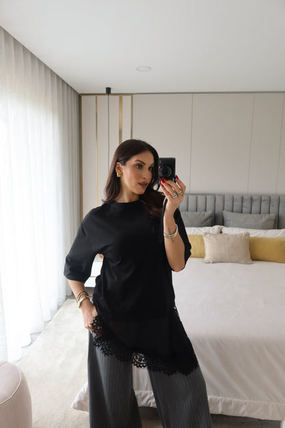 Ti Amo Oversized T-shirt w/ lace