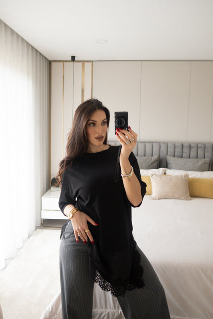 Ti Amo Oversized T-shirt w/ lace