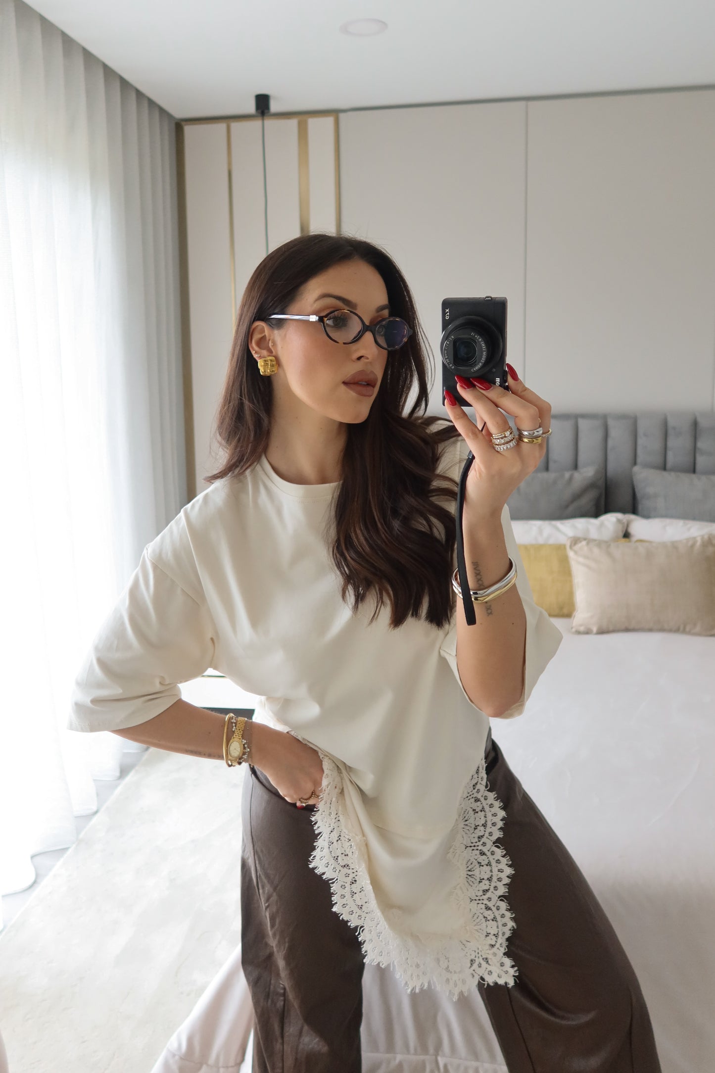 Ti Amo Oversized T-shirt w/ lace