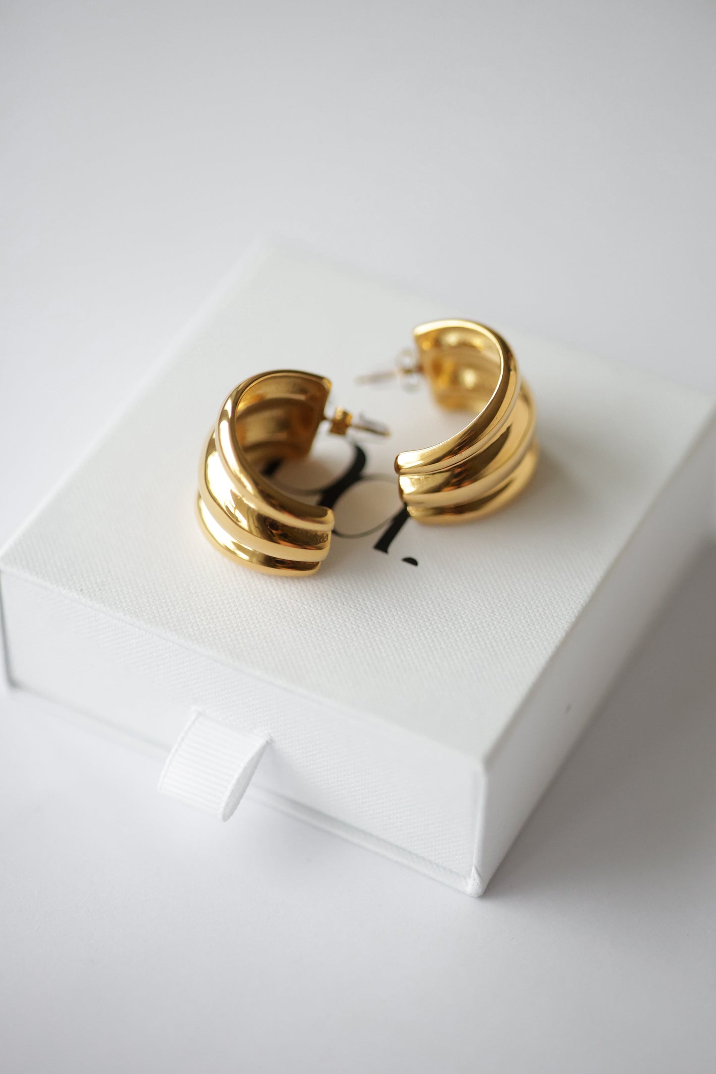 Sylara - earrings